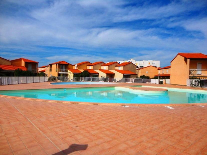 Barcaresa-Villa Vue Mer Acces Direct Plage - Piscine Le Barcarès エクステリア 写真